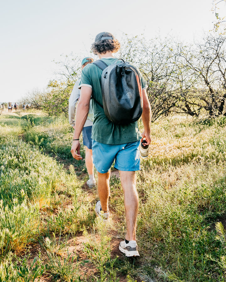 CASSI | Backpack | Dual-Compartment 18L Daypack